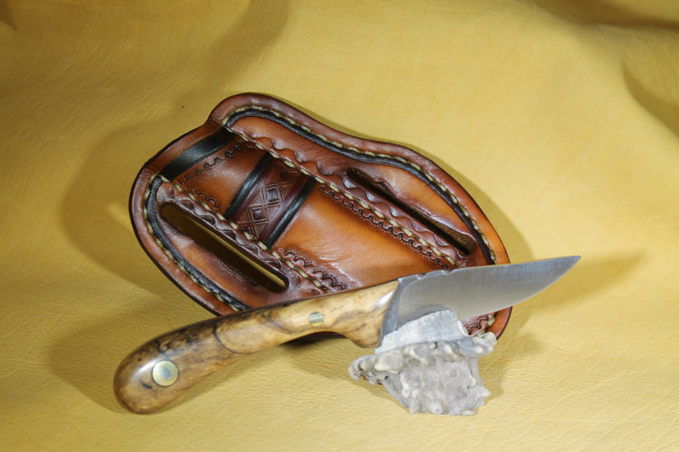 18024 Texas Spalted Pecan with Custom Sheath 5R Knives